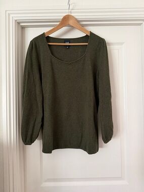 GAP Olive Scoop Neck Knit Sweater